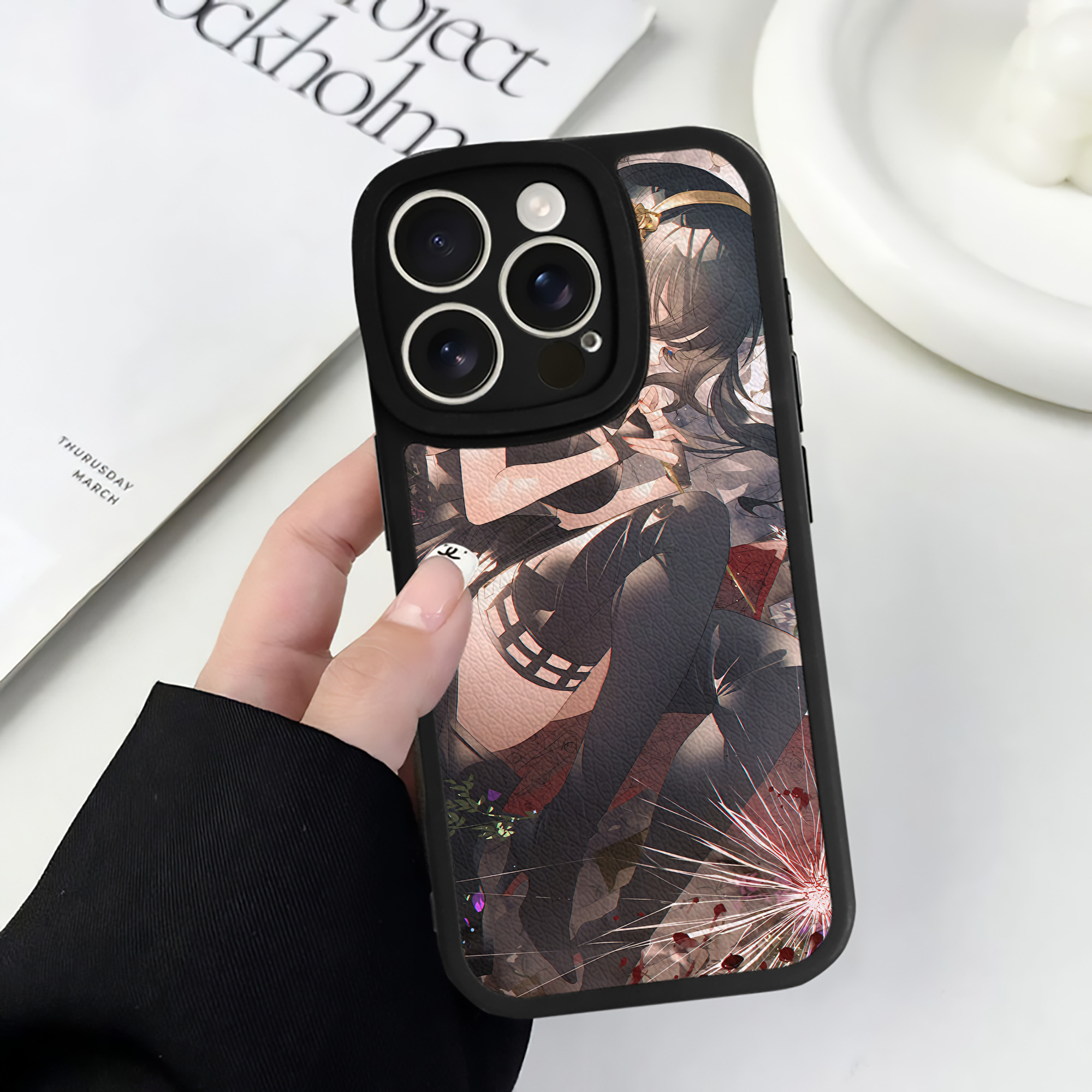 （画像用） SPY×FAMILY间谍家家酒 【iPhone 16シリーズ対応】シリコンスマホケース（レザー調） 材質：シリコン